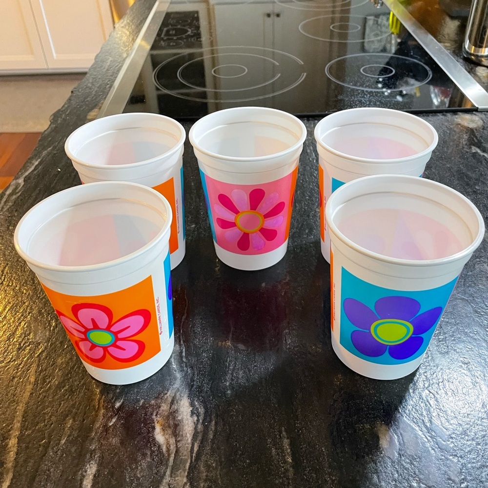 Plastic Cup Set